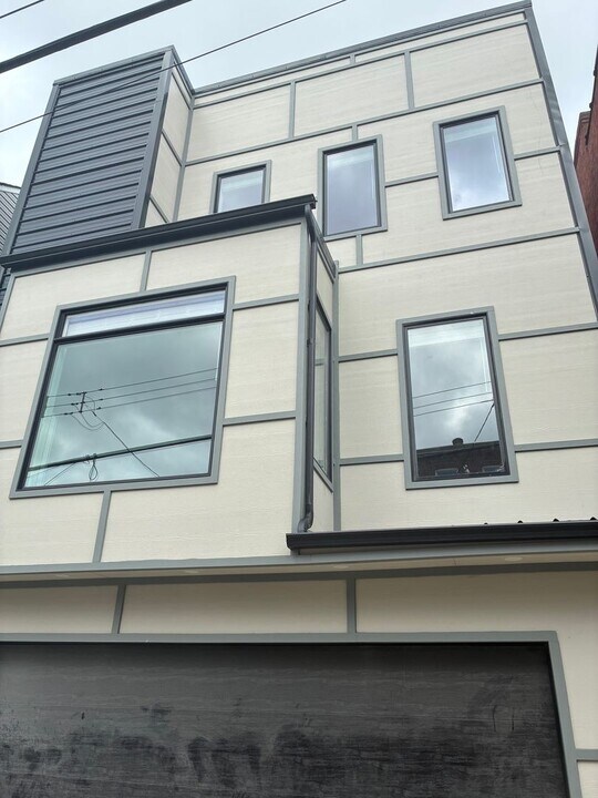3115 Brereton St in Pittsburgh, PA - Building Photo