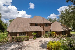 108 N Bartram in San Mateo, FL - Building Photo