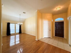 2931 Quail Hawk Dr in Houston, TX - Building Photo - Building Photo