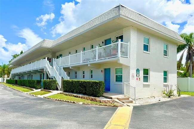 property at 1142 Sunset Point Rd