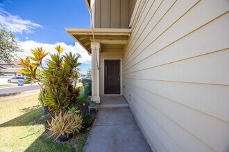 911569 Laauala St in Ewa Beach, HI - Building Photo - Building Photo