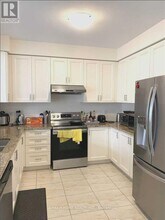 88-288 Mohandas Dr in Markham, ON - Building Photo - Building Photo
