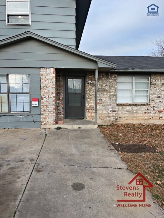 160 SW 69th St in Lawton, OK - Building Photo