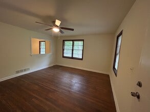1717 Belcher Cir in Austell, GA - Building Photo - Building Photo