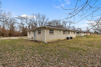2219-2221 Fairfax Rd in Indianapolis, IN - Building Photo - Building Photo