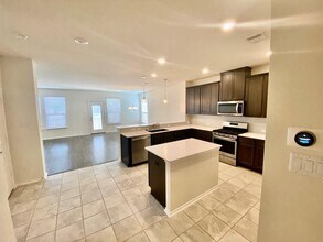 1000 Danish Cove in Hutto, TX - Building Photo - Building Photo