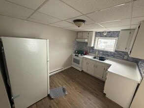 10 Pugh St in Edwardsville, PA - Building Photo - Building Photo