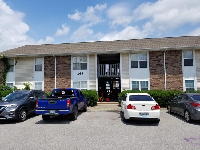 263 White Oak Rd-Unit -A in Clarksville, TN - Building Photo - Building Photo