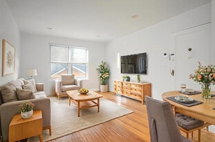 Flower Gardens in Roslyn, NY - Building Photo