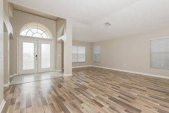 2864 Meridian Point Ln in Lakeland, FL - Building Photo - Building Photo