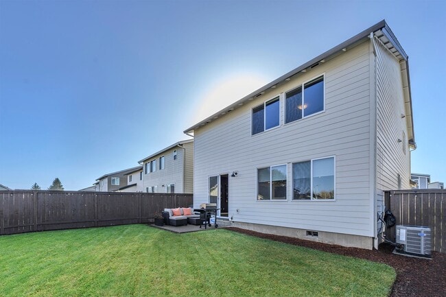 1995 NW Wessex St in McMinnville, OR - Building Photo - Building Photo