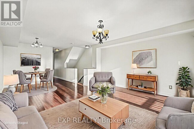 1118 Klondike Rd in Ottawa, ON - Building Photo - Building Photo