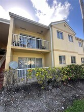 13810 SW 112th St in Miami, FL - Building Photo - Building Photo