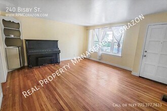 240 Bisby St in Reno, NV - Building Photo - Building Photo