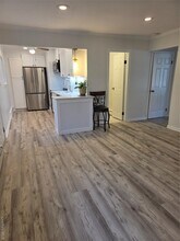 127 E 12th St in Huntington Station, NY - Building Photo - Building Photo