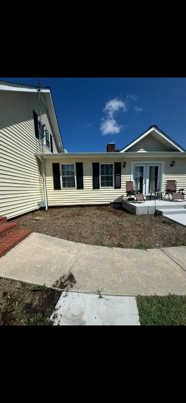 5021 Speedway Rd