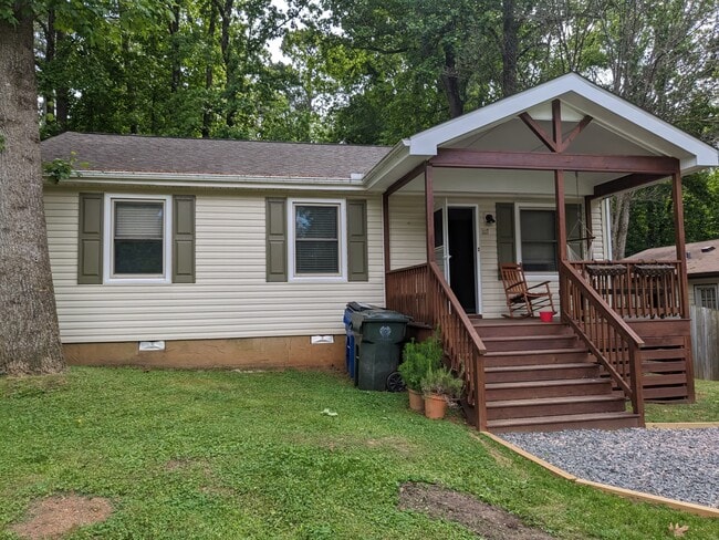 property at 1117 Suffolk Blvd