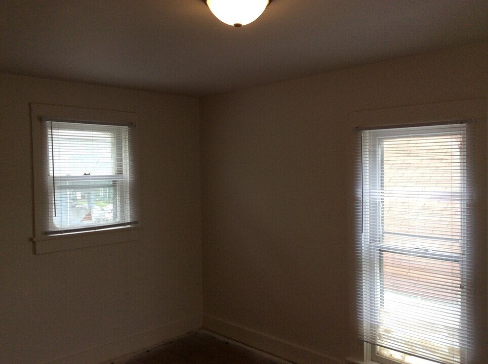 227 W Williams St in Fort Wayne, IN - Building Photo
