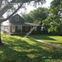 100 SW Taylor St in Topeka, KS - Building Photo