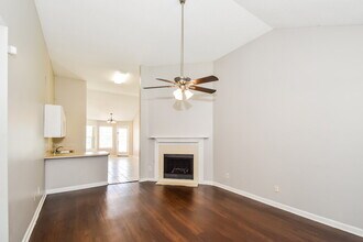 6795 Black Oak Dr in Walls, MS - Building Photo - Building Photo