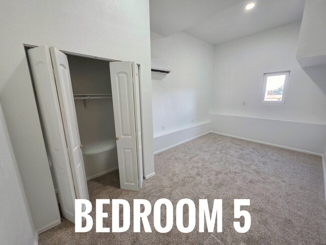 1805 Dewhirst Dr, Unit 5 in Colorado Springs, CO - Building Photo - Building Photo