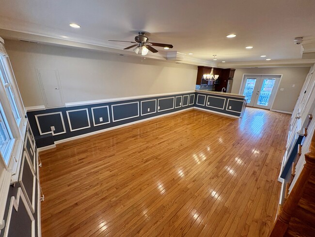 1916 C St NE, Unit 1 in Washington, DC - Foto de edificio - Building Photo