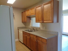 590 Wingspan Way in Crestview, FL - Building Photo - Building Photo