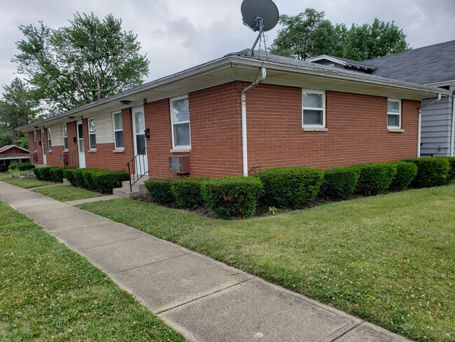 703 Mertland Ave, Unit Newly Remodeled 1Bd/1Ba apartment in Dayton, OH - Building Photo - Building Photo