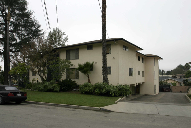 1355 Hilda Ave in Glendale, CA - Building Photo - Building Photo