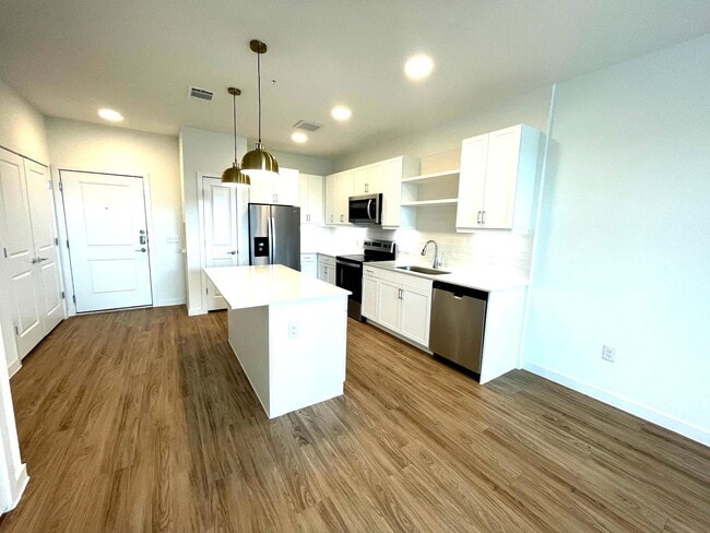 property at 1101 Abbeyglen Castle Dr