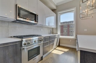 808 Washington St in Hoboken, NJ - Building Photo - Building Photo