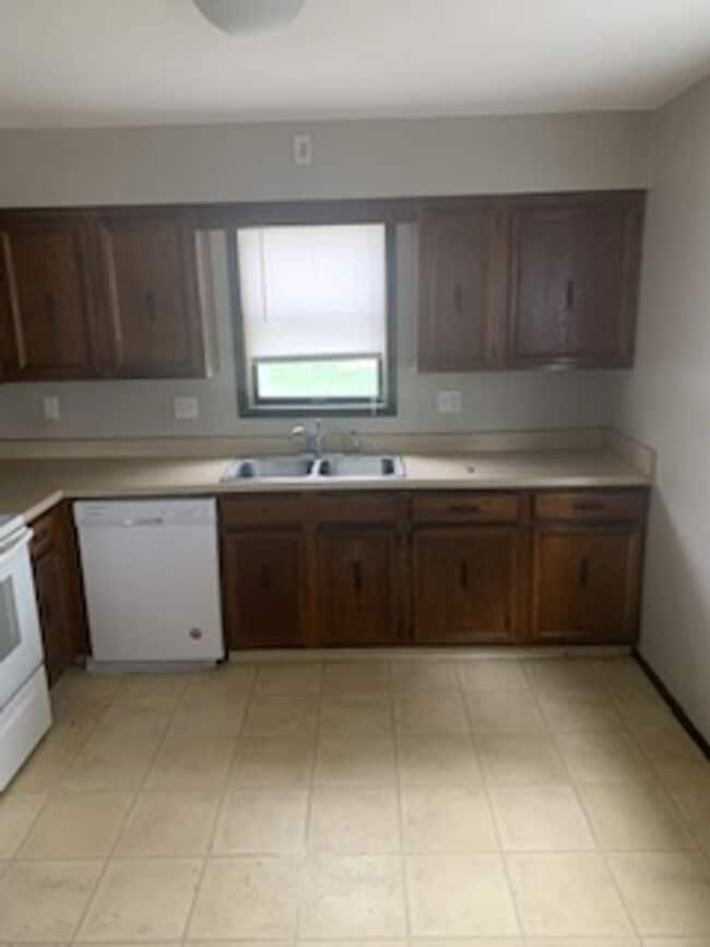 property at 400 3rd Ave SW