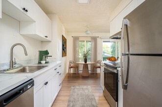 SAGEWOOD ESTATES in Portland, OR - Building Photo - Building Photo