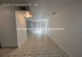 27427 Stoneridge Ct in Hayward, CA - Building Photo - Building Photo