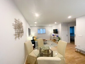 76 Thorndike St, Unit 2 in Cambridge, MA - Building Photo - Building Photo