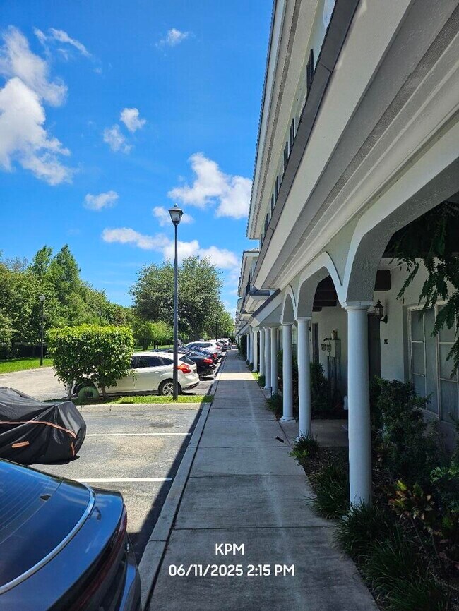 1153 Colonial Palms Way in West Palm Beach, FL - Building Photo - Building Photo