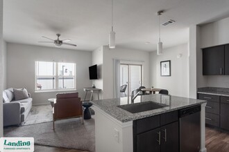 1601 S Heatherwilde Blvd in Pflugerville, TX - Building Photo - Building Photo