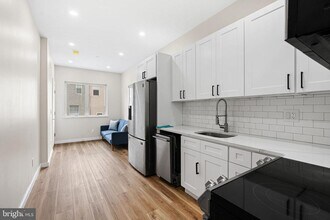 1250 S 27th St in Philadelphia, PA - Building Photo - Building Photo