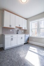 6414 N Richmond St in Chicago, IL - Building Photo - Building Photo