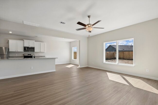 376 Fastboy Ln in Waller, TX - Building Photo - Building Photo