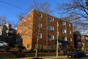 197 Calumet St Apartments