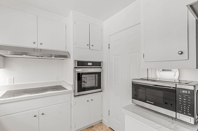 property at 418 Maria St