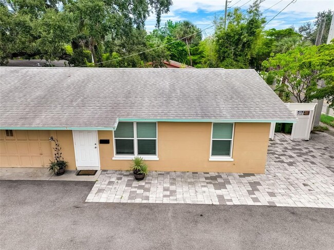 property at 618 S Osprey Ave