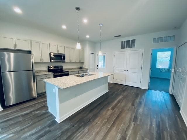 1325 James Ave S in St. Petersburg, FL - Building Photo - Building Photo