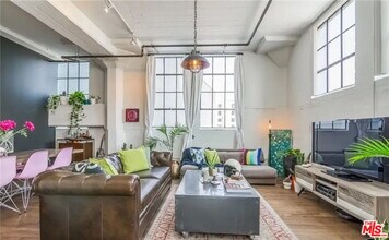 420 San Pedro St in Los Angeles, CA - Building Photo - Building Photo