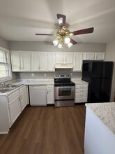 2052 St Christopher Dr in Lexington, KY - Building Photo - Building Photo