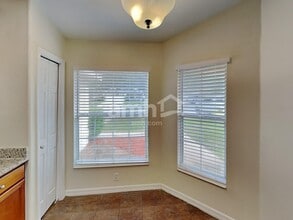 33437 Irongate Dr in Leesburg, FL - Building Photo - Building Photo