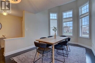 2971 Westoak Trails Blvd in Oakville, ON - Building Photo - Building Photo