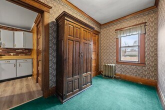 319 Wheatfield St in North Tonawanda, NY - Foto de edificio - Building Photo