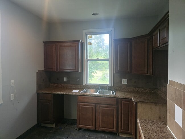 11673 Yosemite St in Detroit, MI - Foto de edificio - Building Photo